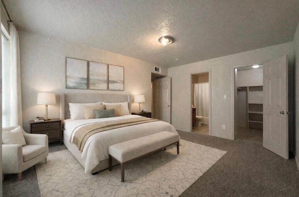 8100 Creekbend Drive - Photo 3