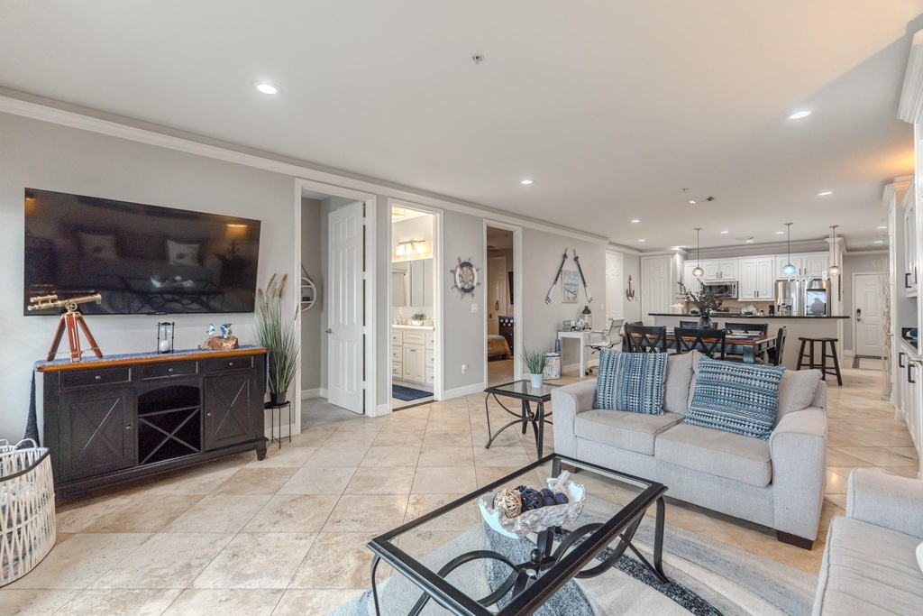 7039 Kingston Cove Lane - Photo 17