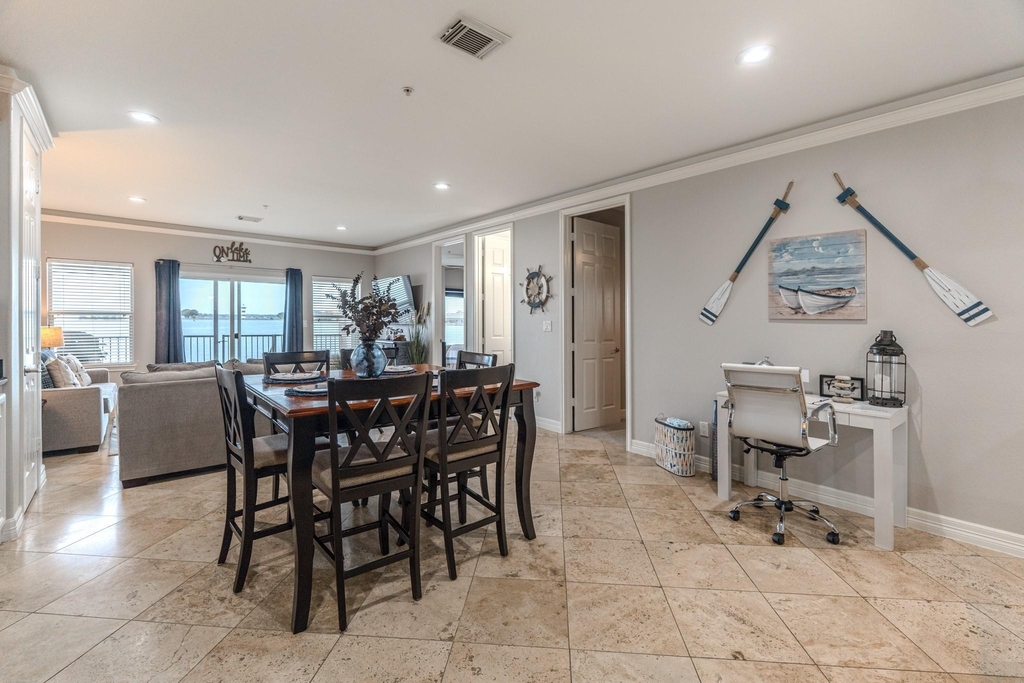 7039 Kingston Cove Lane - Photo 12