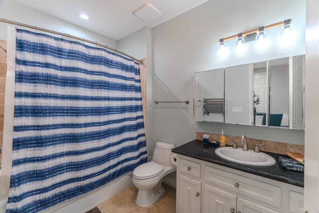 7039 Kingston Cove Lane - Photo 29