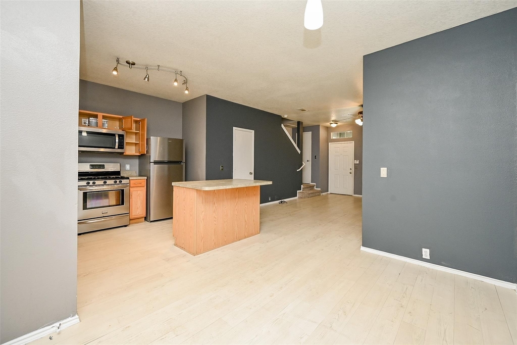 23850 Pebworth Place - Photo 7