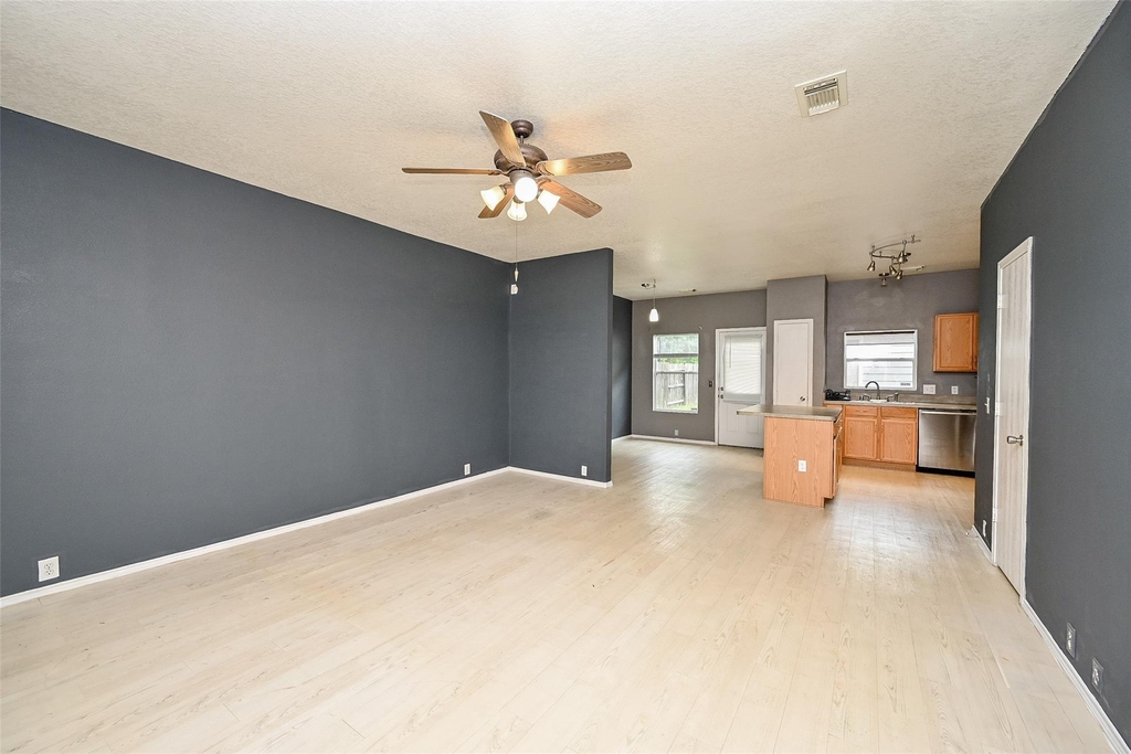 23850 Pebworth Place - Photo 3