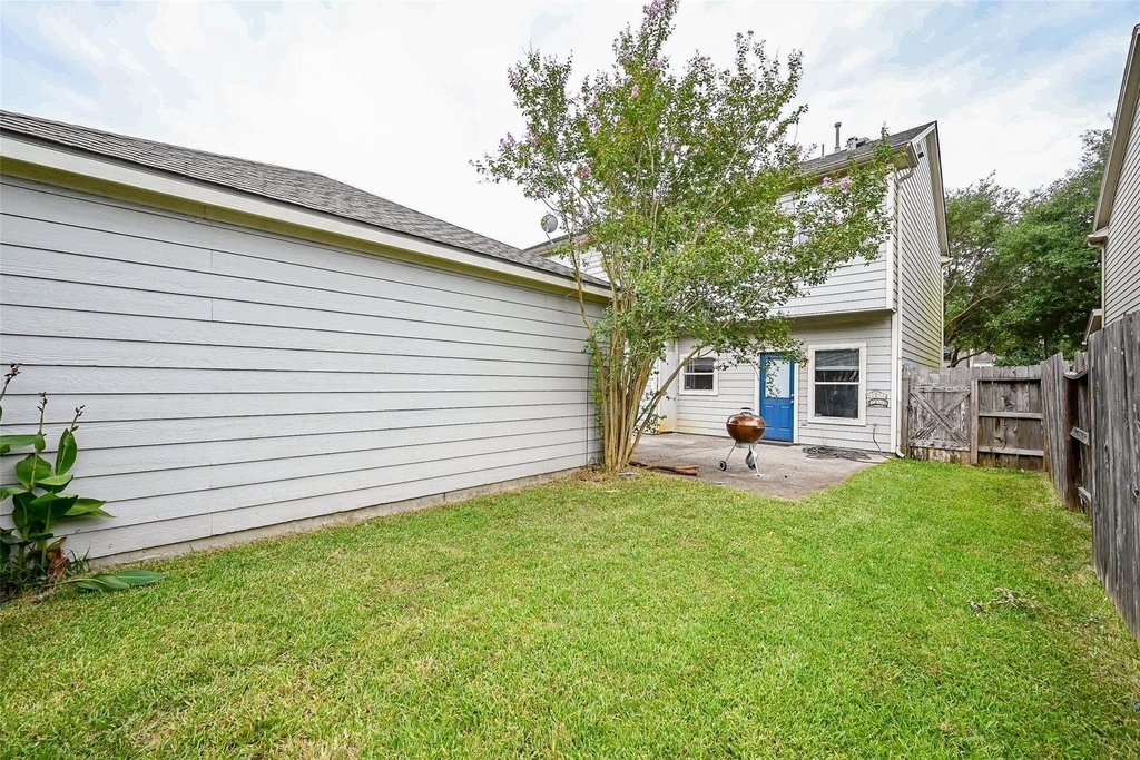23850 Pebworth Place - Photo 16