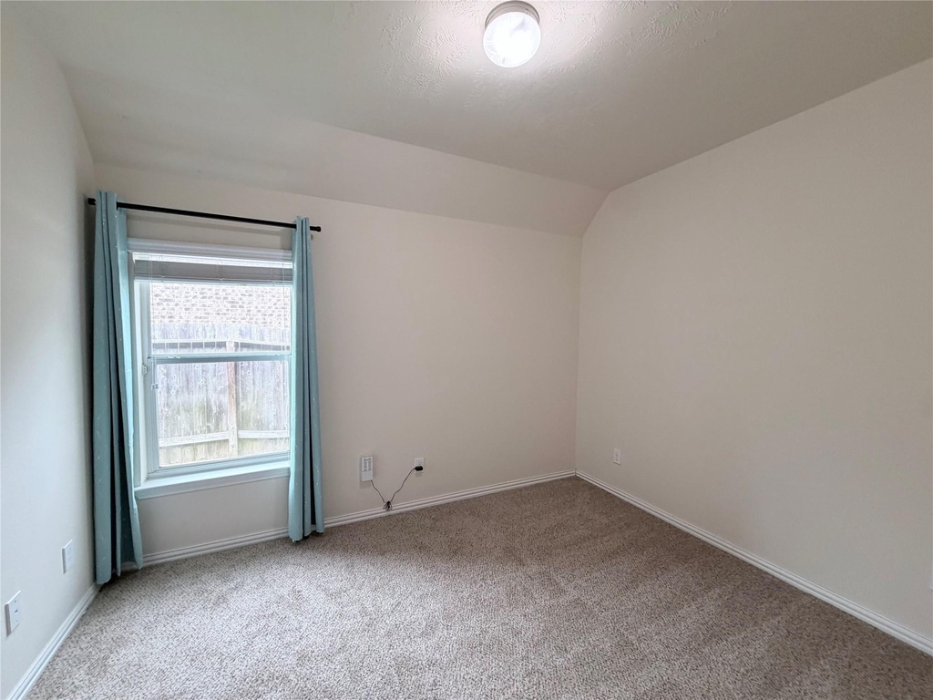 18115 Serene Shore Drive - Photo 11