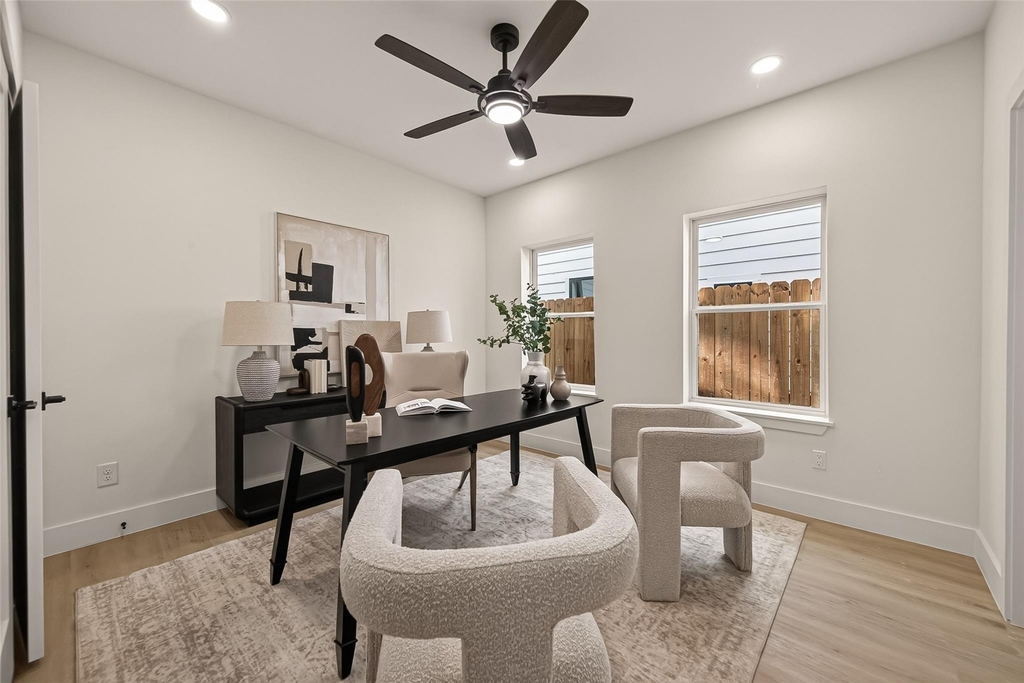 1105 Wilson St - Photo 12