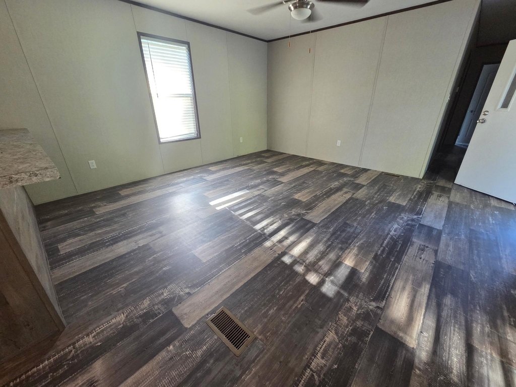 24328 Creekwood - Photo 5