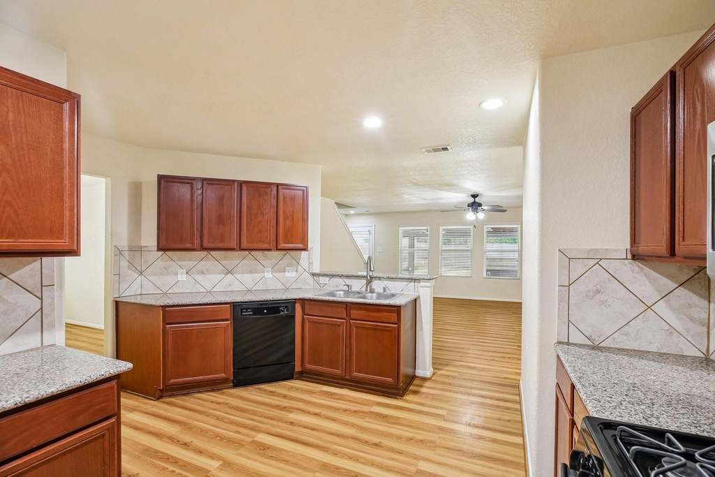 21127 Fox Orchard Court - Photo 14