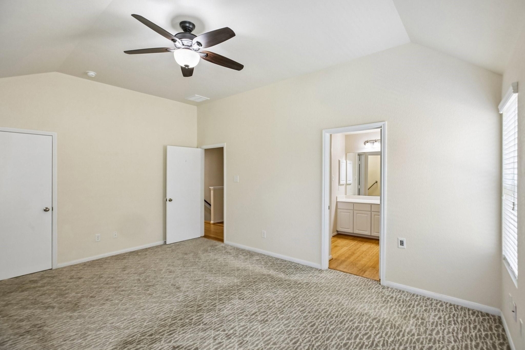 21127 Fox Orchard Court - Photo 22