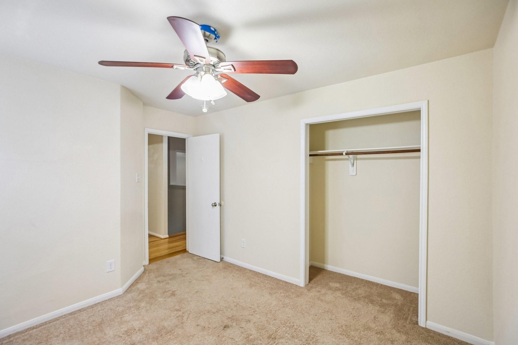 21127 Fox Orchard Court - Photo 30