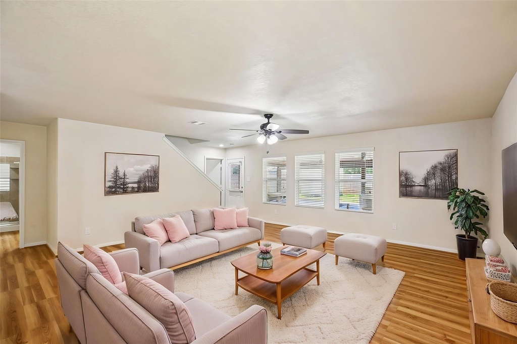 21127 Fox Orchard Court - Photo 4