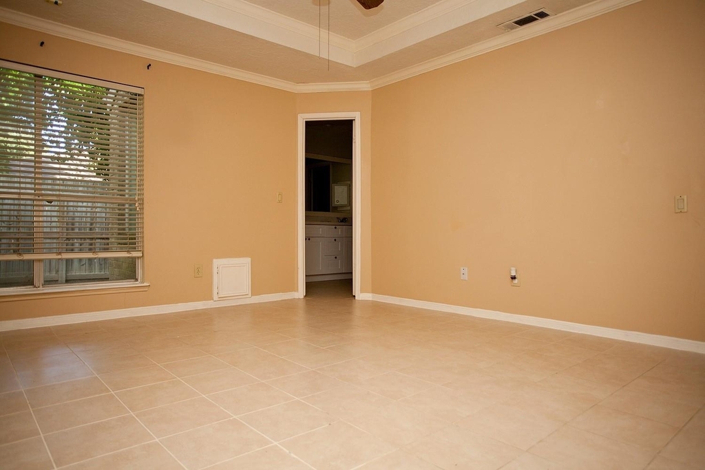 6318 Crakston Street - Photo 17