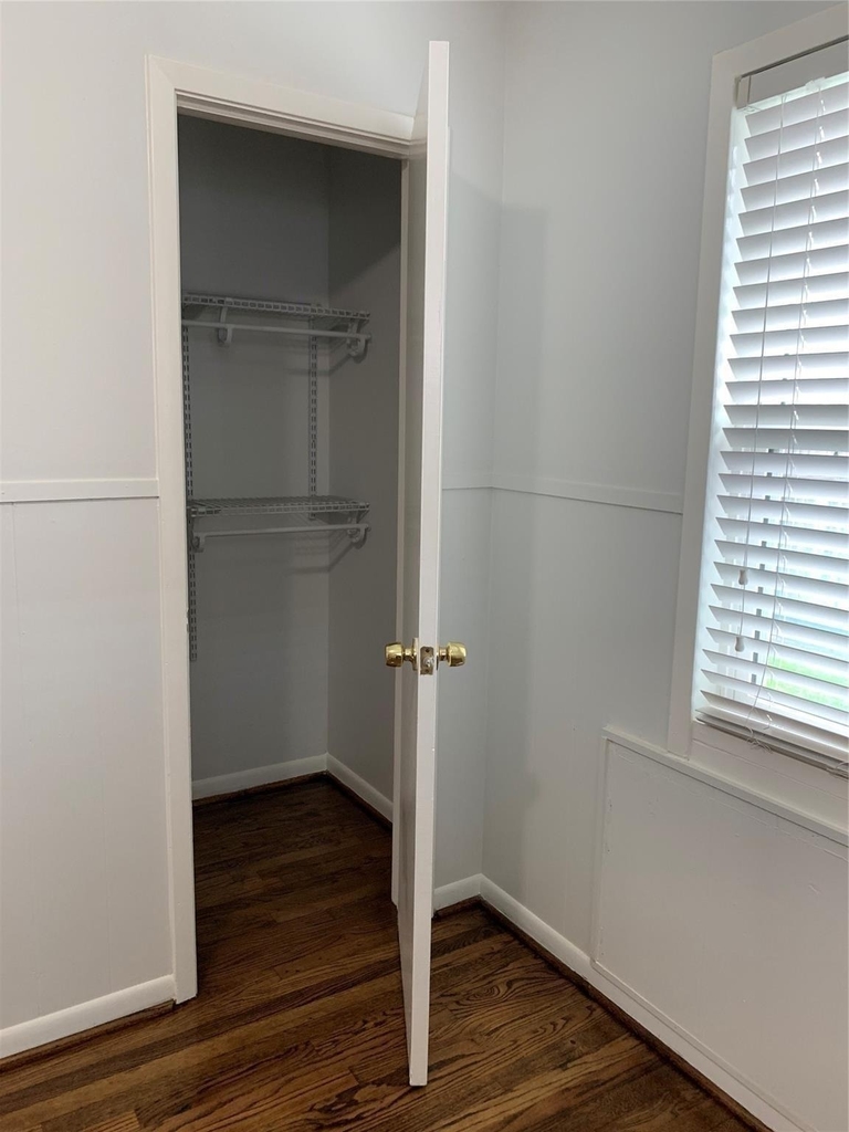 2303 Blodgett Street - Photo 9