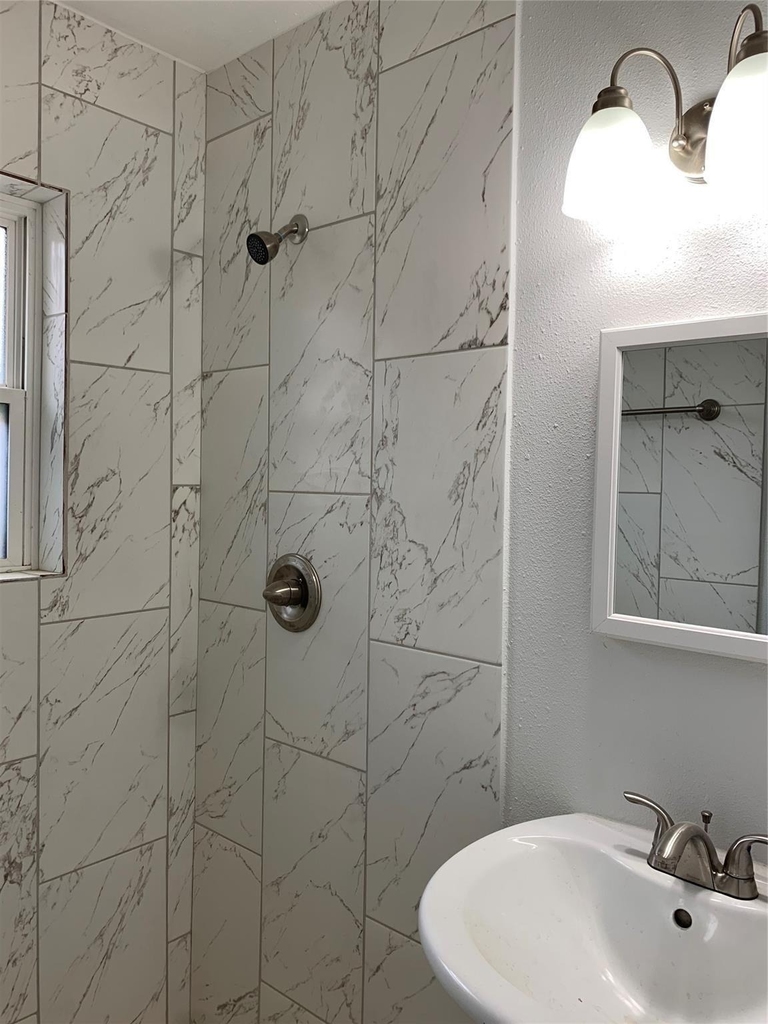 2303 Blodgett Street - Photo 7