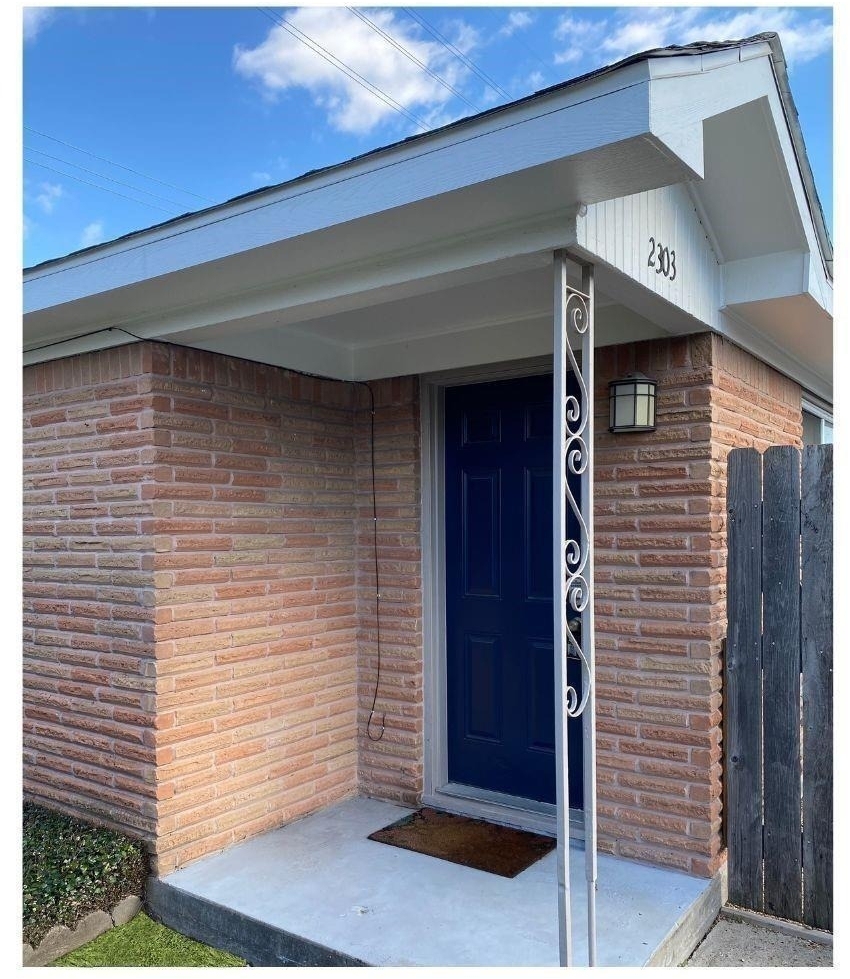 2303 Blodgett Street - Photo 1