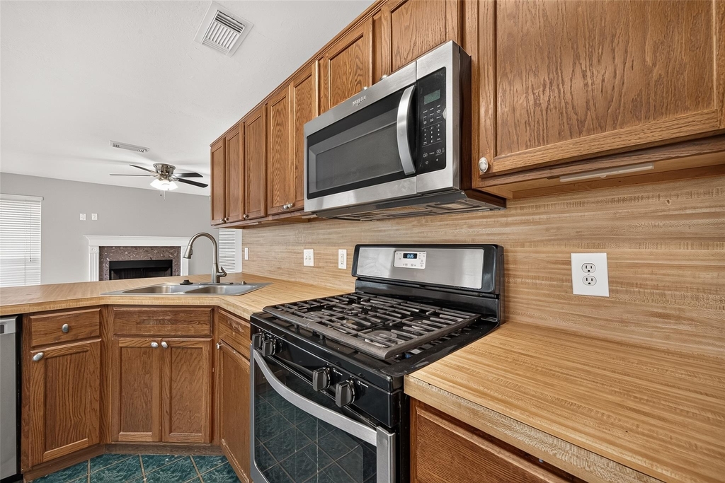 1606 Misty Fawn Lane - Photo 19