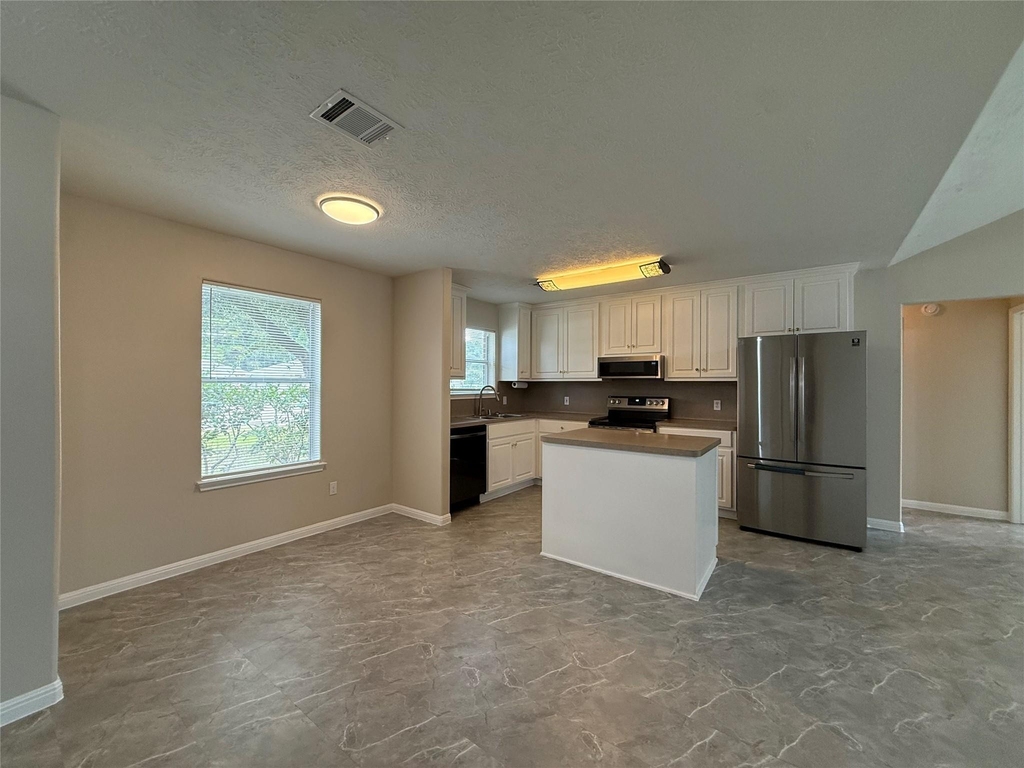 16400 Many Trees Lane - Photo 5