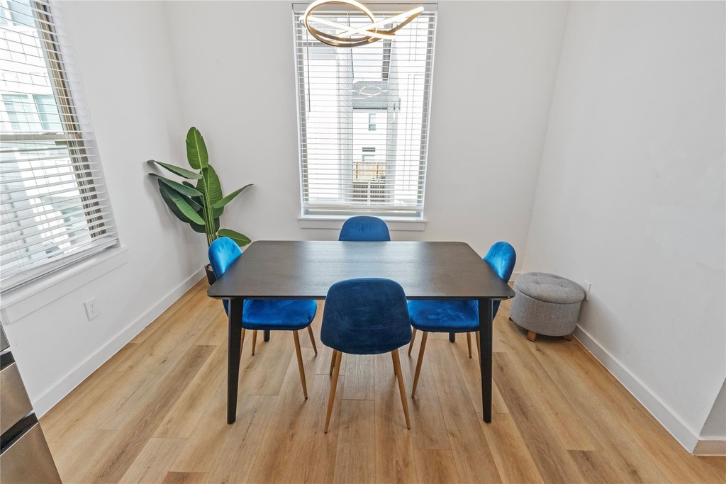 6742 Peerless Street - Photo 12