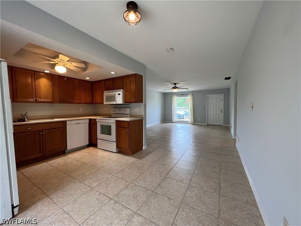 691 110th Avenue N - Photo 4