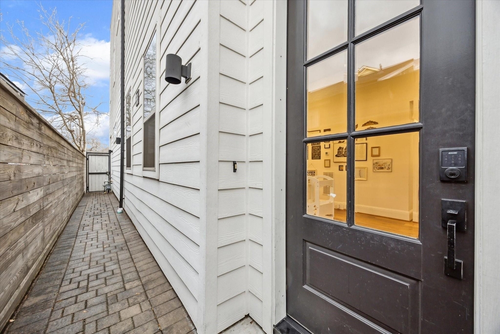 110 E 26th Street - Photo 2