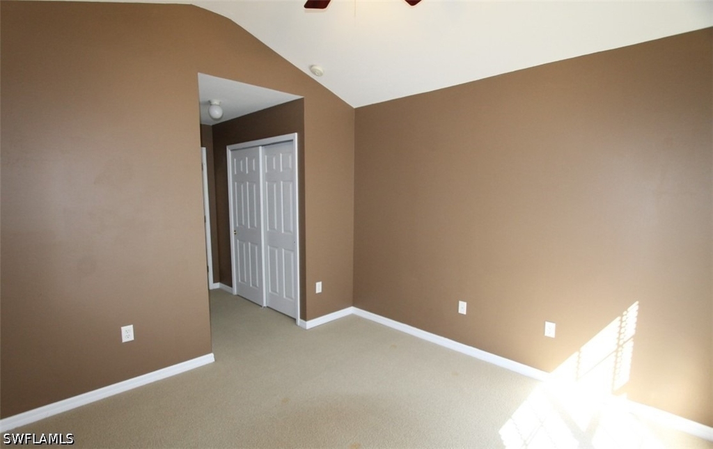 1056 Hampton Circle - Photo 7