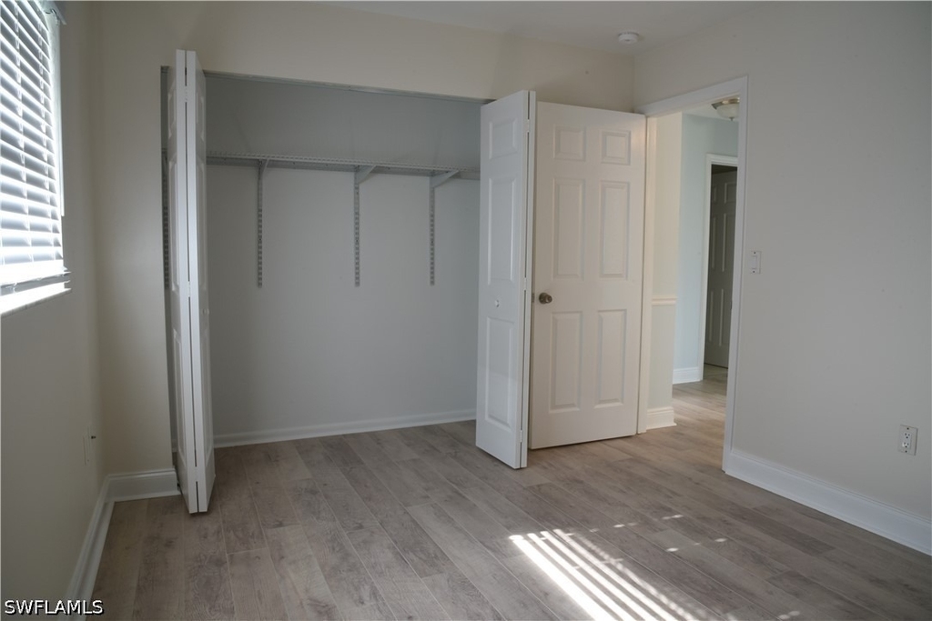 735 98th Avenue N - Photo 12