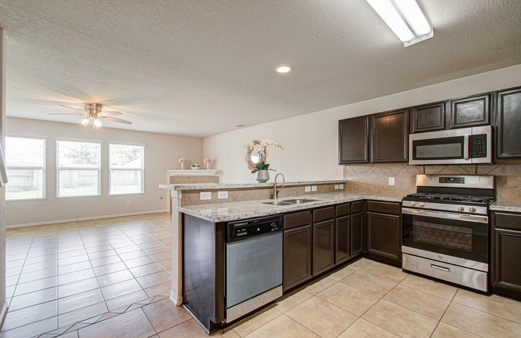 23714 Legacy Oak Street - Photo 12