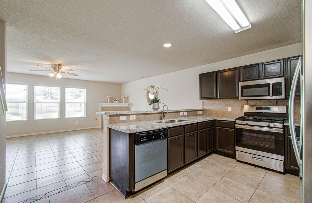 23714 Legacy Oak Street - Photo 7