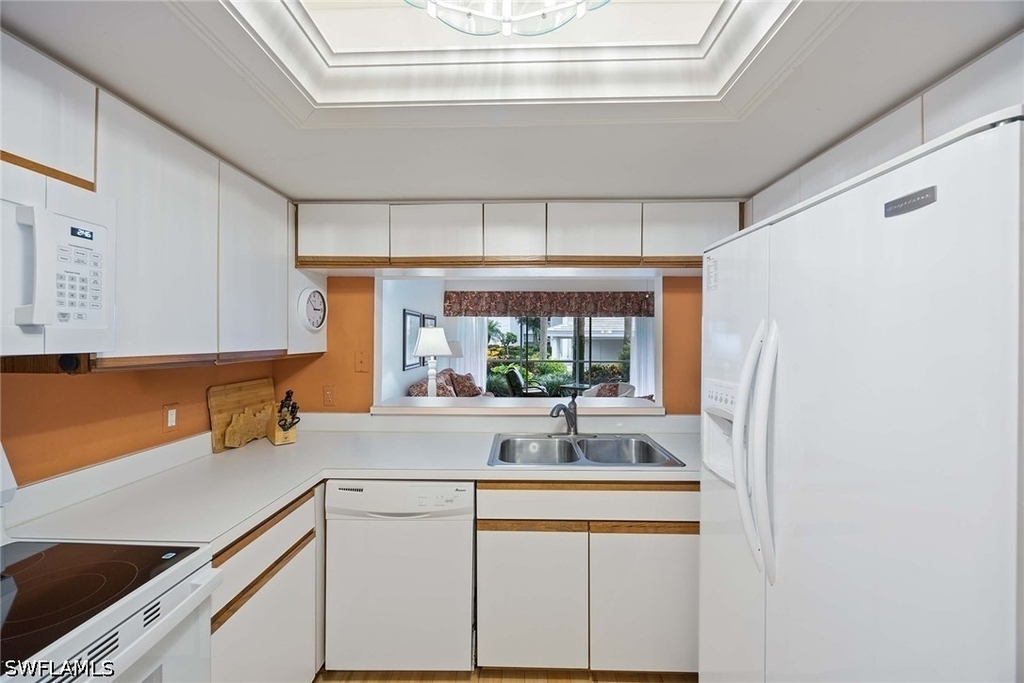 4251 Lake Forest Drive - Photo 15