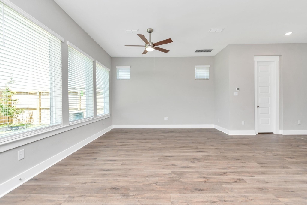 2715 Katri Way - Photo 13