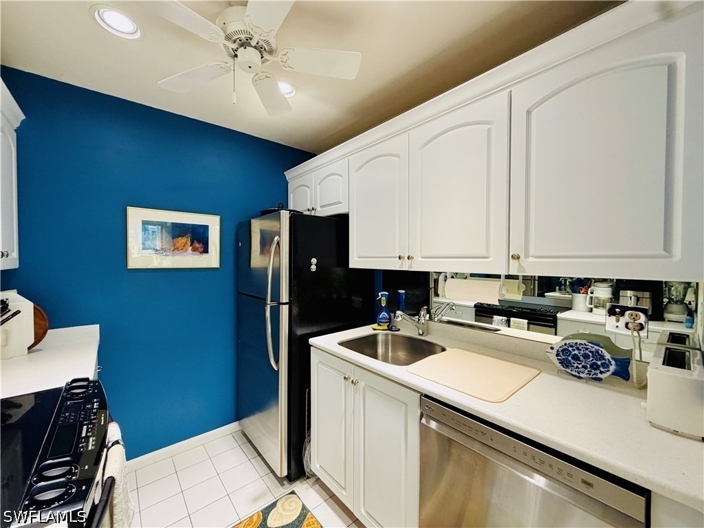333 Harbour Drive - Photo 5