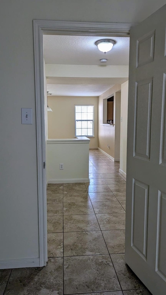 16310 Cole Bridge Lane - Photo 2