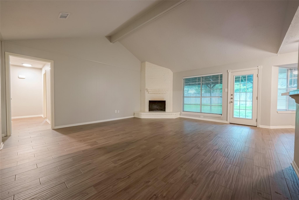 1406 Pinecroft Drive - Photo 8