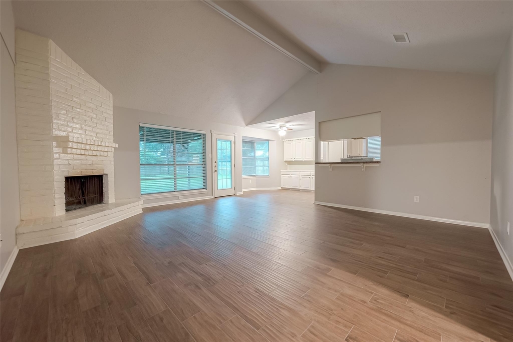 1406 Pinecroft Drive - Photo 6