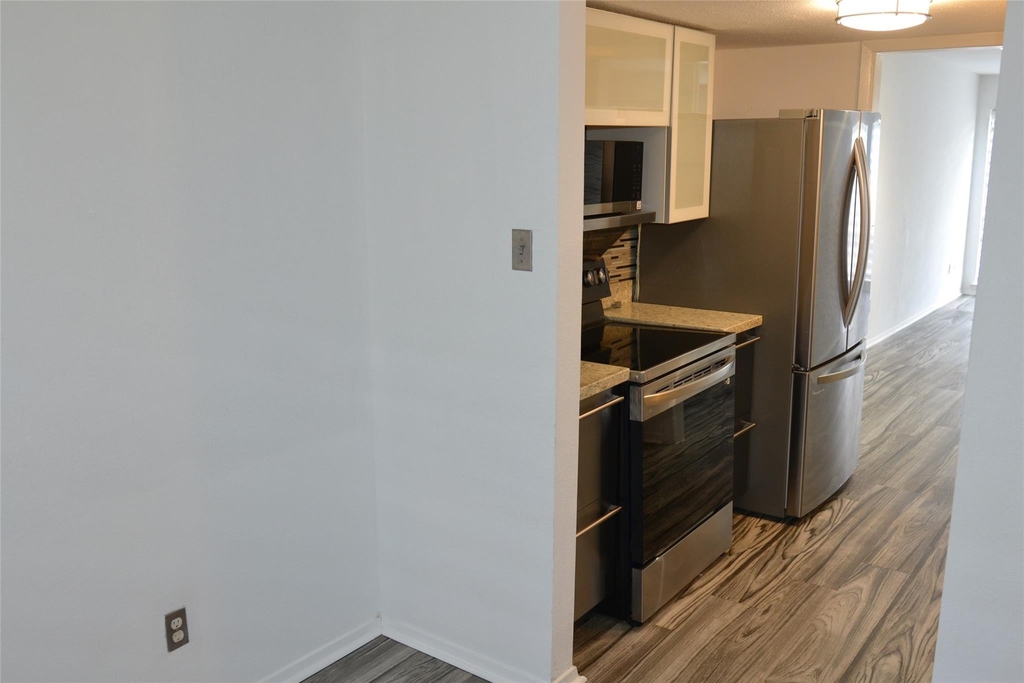 2325 Briarwest Boulevard - Photo 14