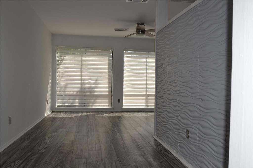 2325 Briarwest Boulevard - Photo 17