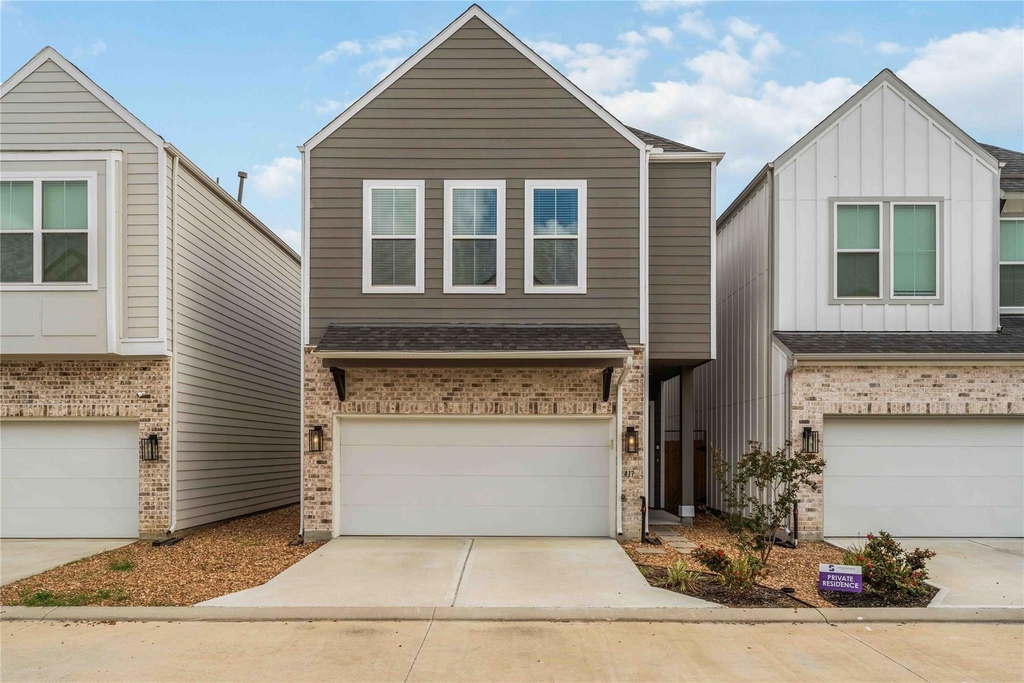 417 Stonework Landing Lane - Photo 0