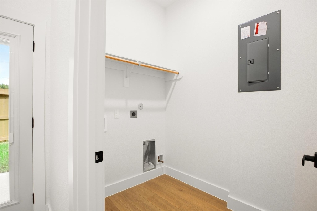 944 Lucky Street - Photo 23