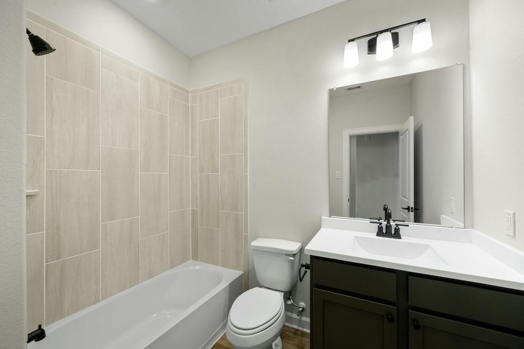 6015 Diamond Leaf Court - Photo 18