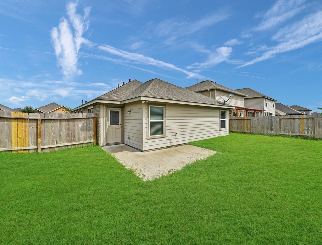 20751 Winghaven Drive - Photo 16