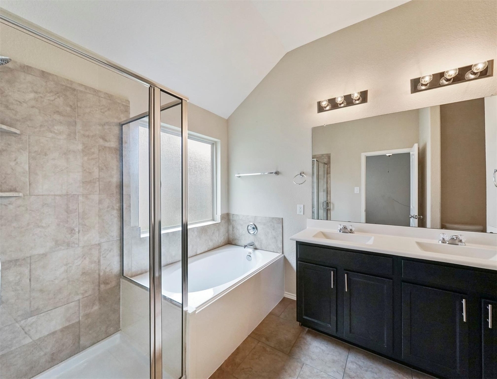 20751 Winghaven Drive - Photo 14