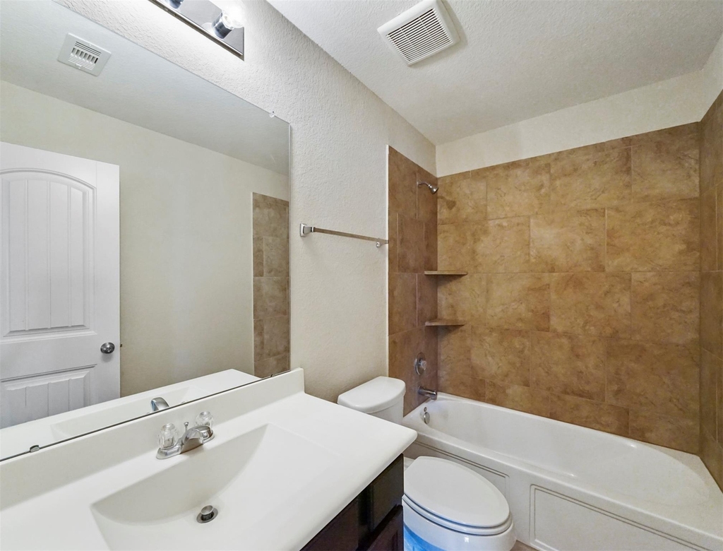 20751 Winghaven Drive - Photo 10