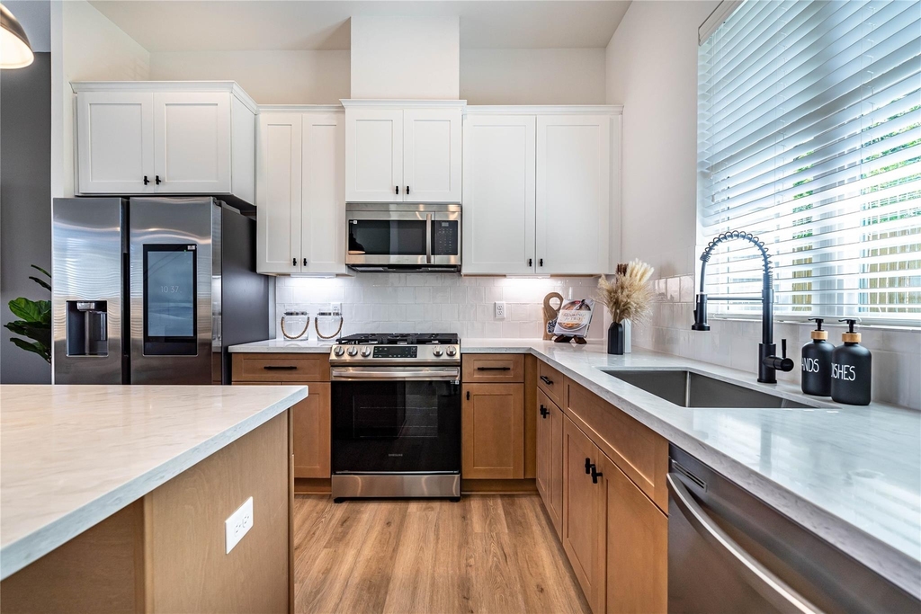5714 Barbara Rose Lane - Photo 14