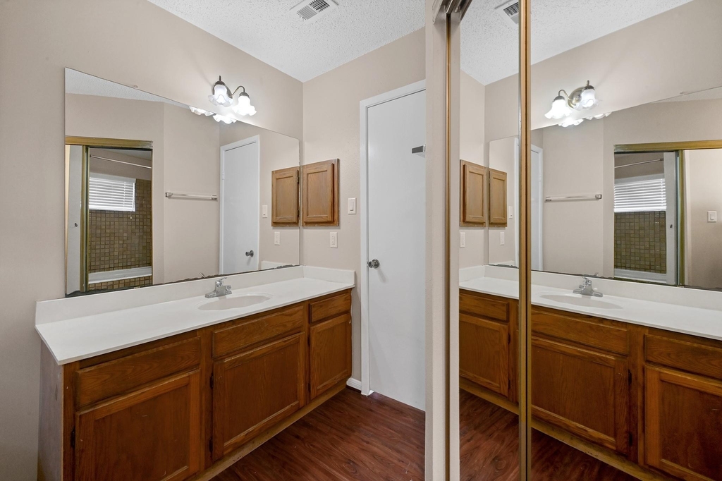 7823 Eastern Bluebird Drive - Photo 10