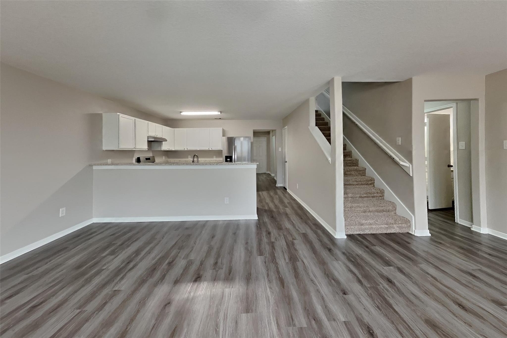 16802 Accolade Way - Photo 2