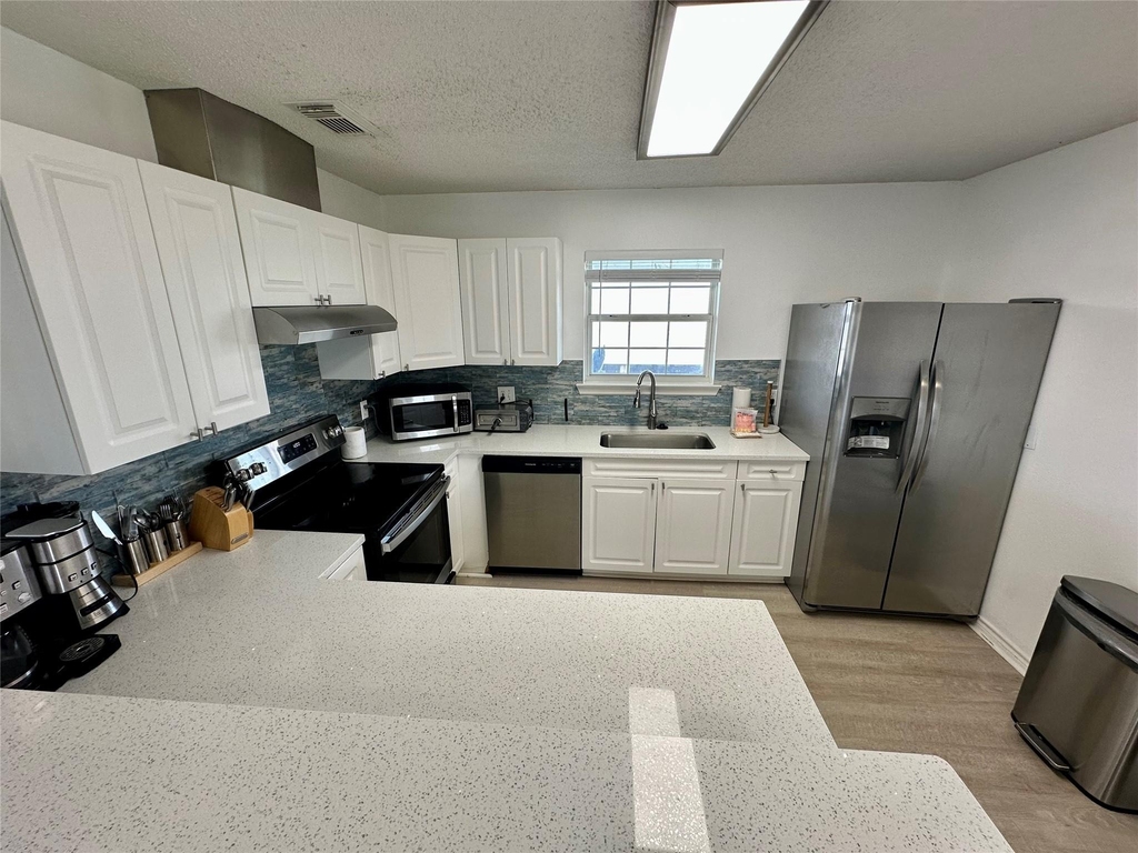 22810 Fresca Street - Photo 17