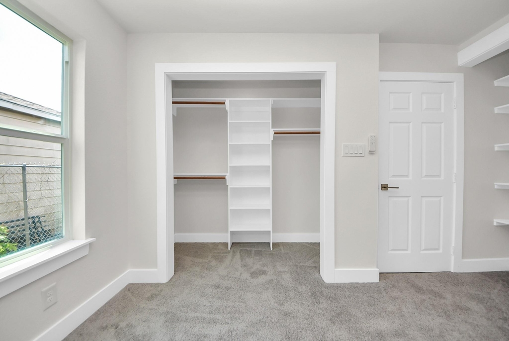 1102 Gazin Street - Photo 13