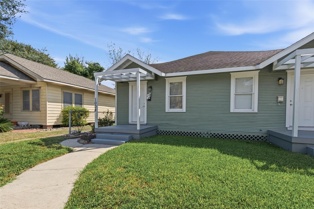 1008 Studewood Street - Photo 1