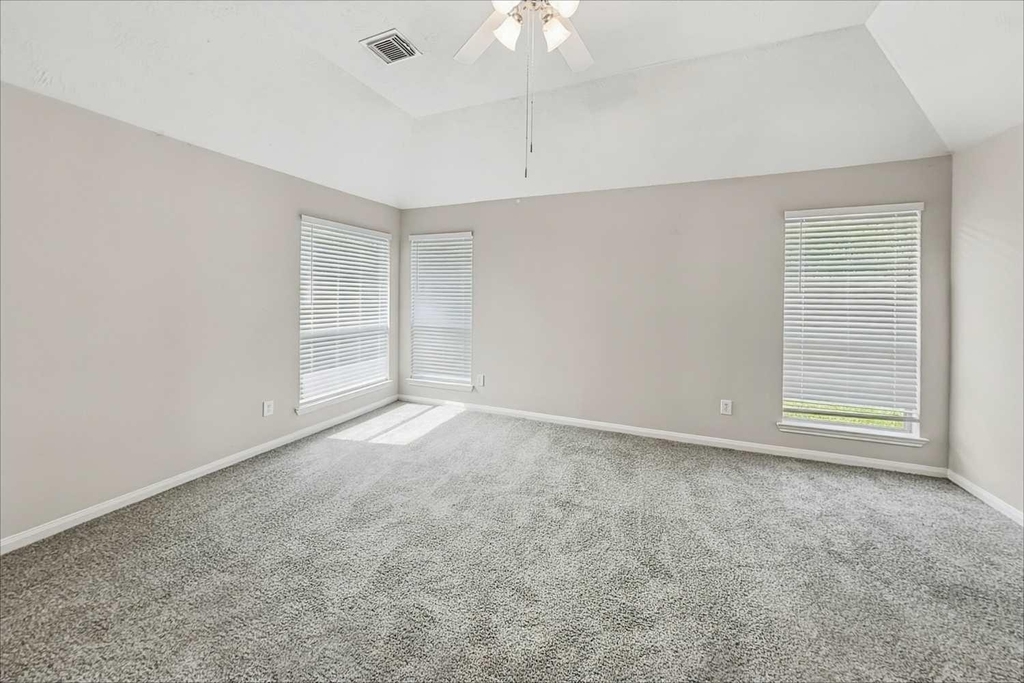 37 San Simeon Drive - Photo 7