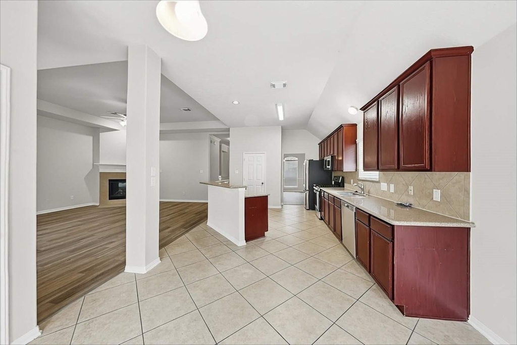 37 San Simeon Drive - Photo 4