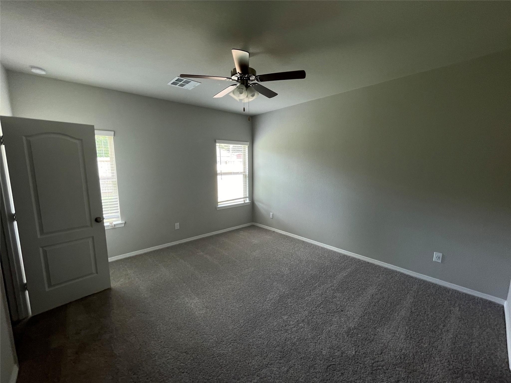946 Redinger Ridge Drive - Photo 8